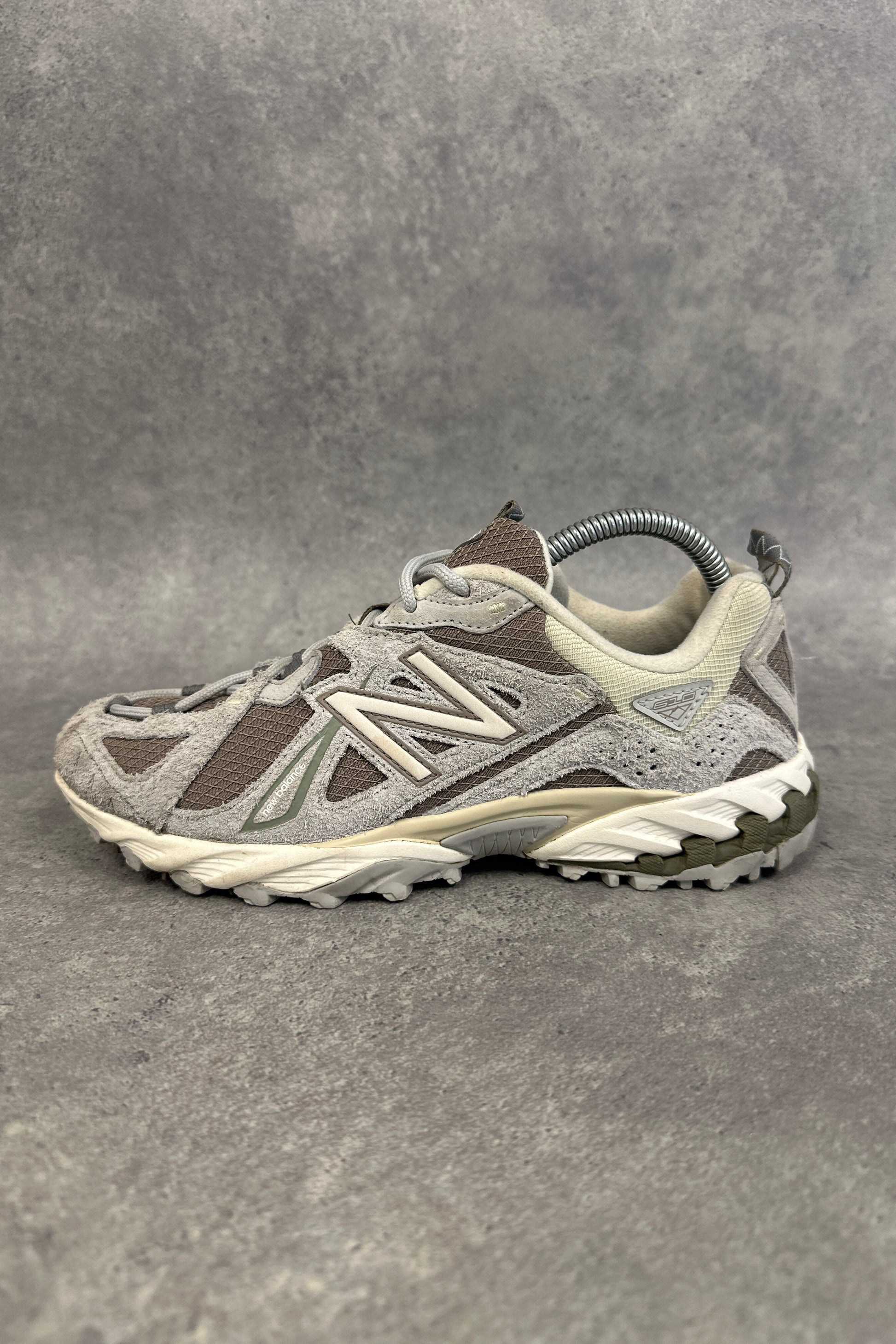 New Balance 610T Women’s Trail Running Shoes UK 6 Grey Beige