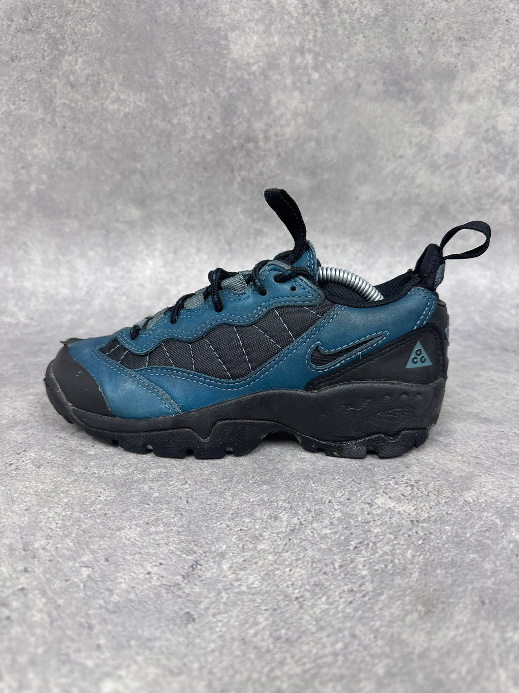 Nike ACG Air Mada Trainers Blue Womens UK3.5