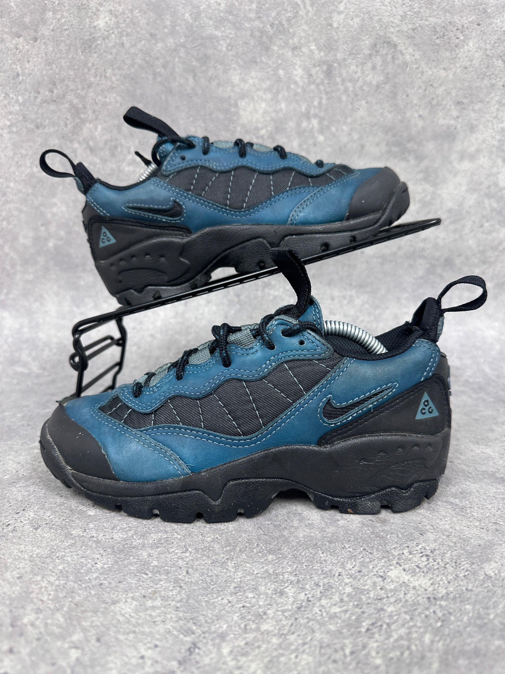 Nike ACG Air Mada Trainers Blue Womens UK3.5