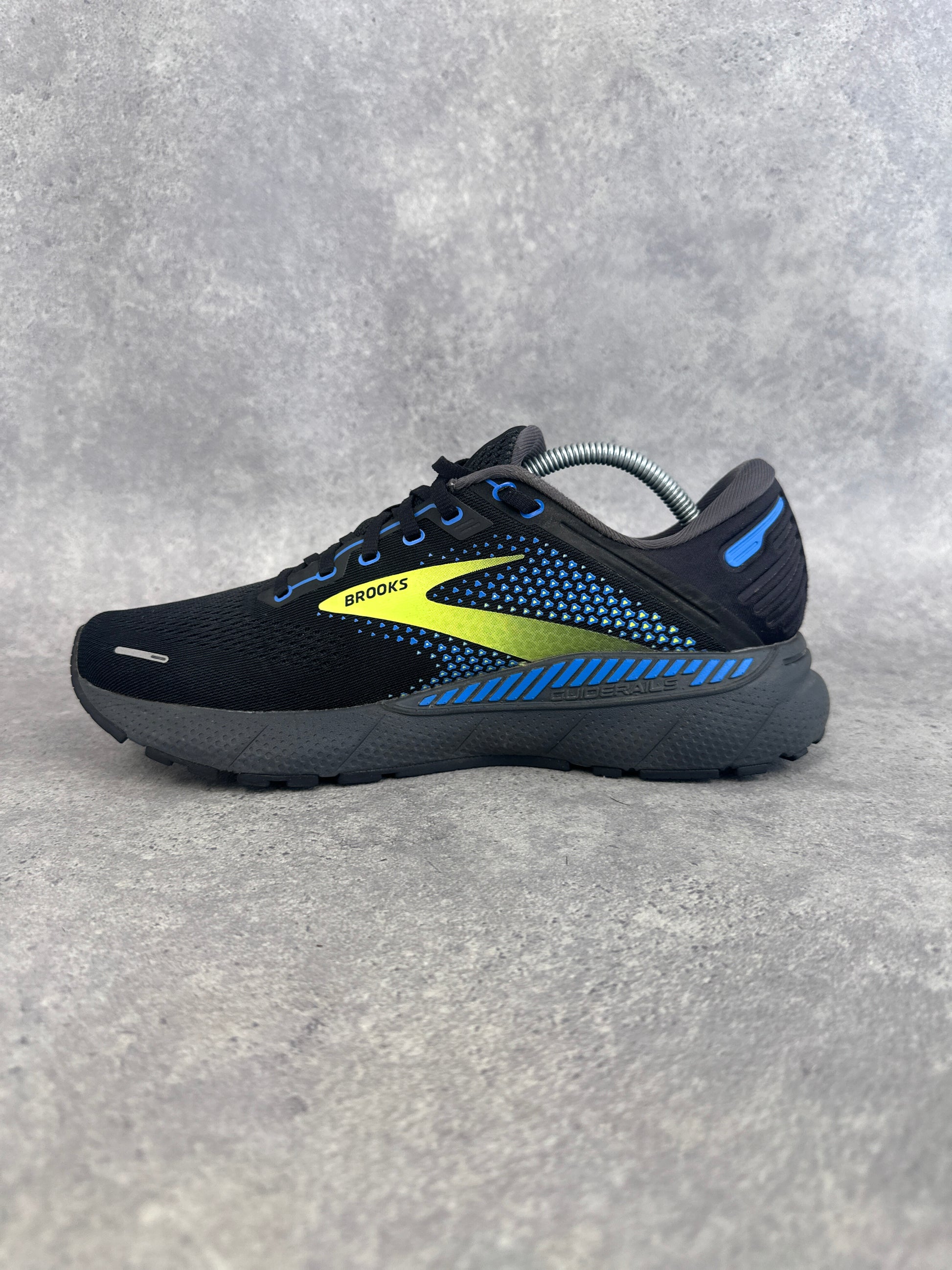 Brooks Adrenaline GTS 22 Running Shoes UK 9.5 Black Blue Yellow