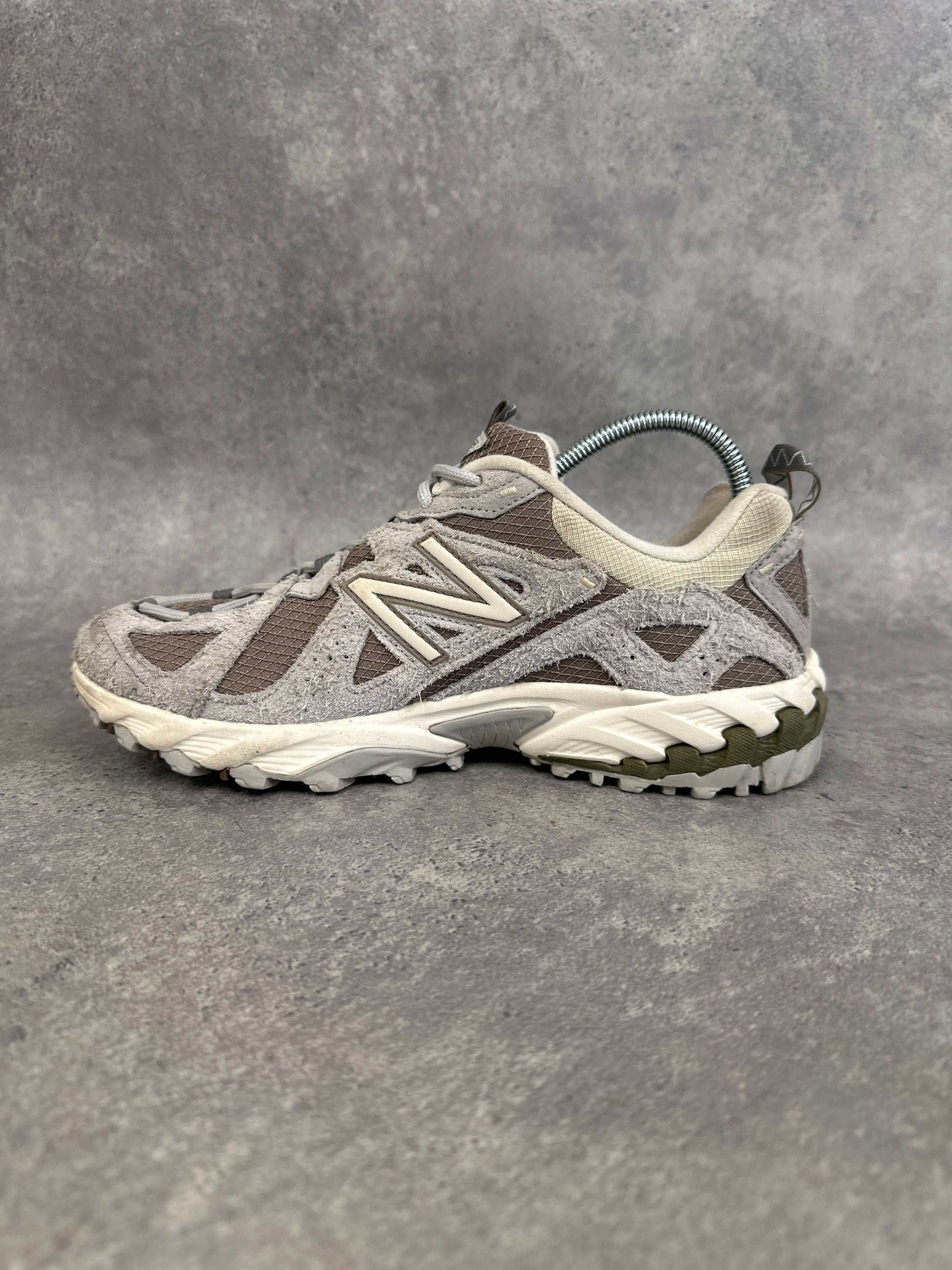 New Balance 610v1 Trail Trainers UK 6.5 Beige