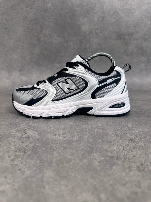 New Balance 530 Women’s Trainers UK 5 Silver Navy Y2K