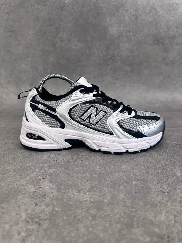 New Balance 530 Women’s Trainers UK 5 Silver Navy Y2K