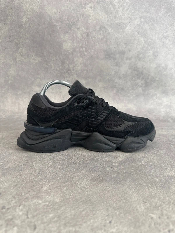 New Balance 9060 Men’s Lifestyle Trainers UK 8 Triple Black
