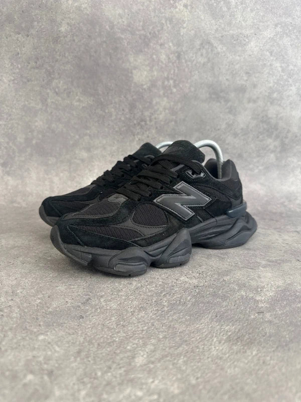 New Balance 9060 Men’s Lifestyle Trainers UK 8 Triple Black