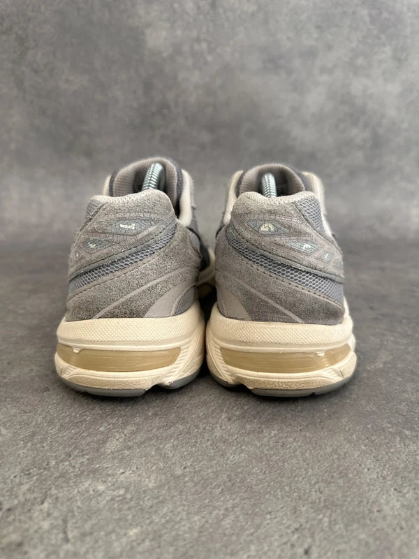 ASICS Gel-1130 Women’s Trainers UK 6 Grey Suede
