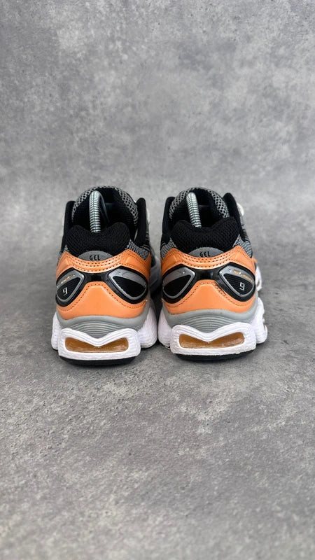 Asics Gel Nimbus 9 Women’s Running Shoes UK 4.5 Orange Silver