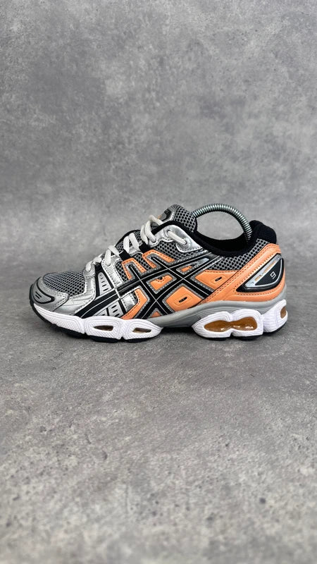Asics Gel Nimbus 9 Women’s Running Shoes UK 4.5 Orange Silver