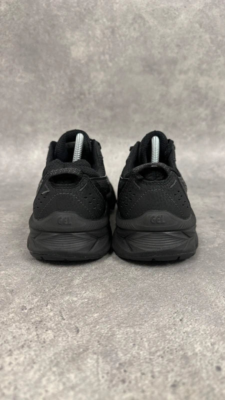 Asics Gel Venture 9 Women’s Trail Running Shoes UK 6.5 Triple Black