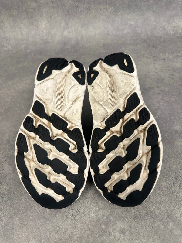 Hoka Clifton 9 Trainers  Women’s Running Black UK5