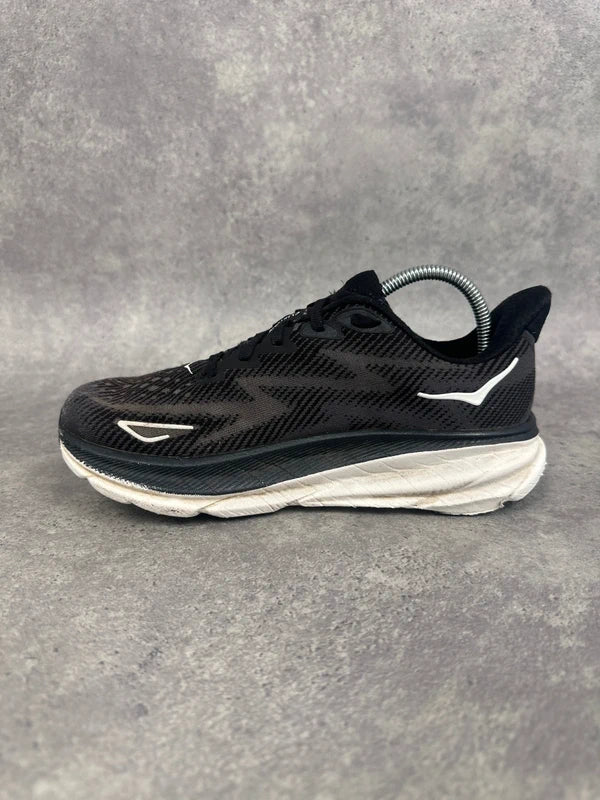 Hoka Clifton 9 Trainers  Women’s Running Black UK5
