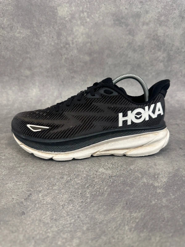 Hoka Clifton 9 Trainers  Women’s Running Black UK5
