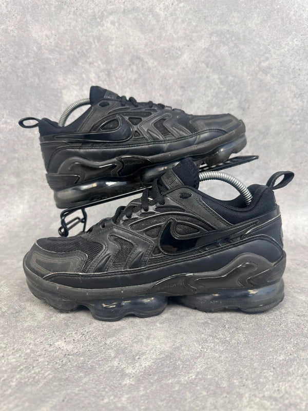 Nike Air Vapormax Evo Trainers Triple Black Men’s UK8