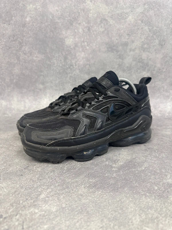 Nike Air Vapormax Evo Trainers Triple Black Men’s UK8
