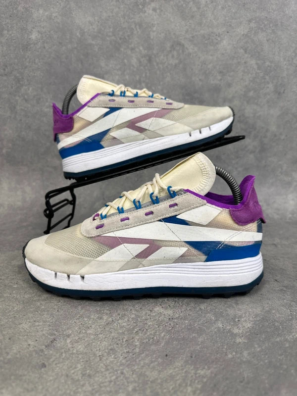 Reebok Classic Trail Shadow Trainers White Womens UK5.5