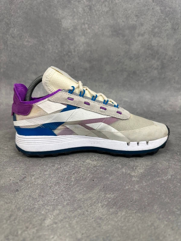 Reebok Classic Trail Shadow Trainers White Womens UK5.5