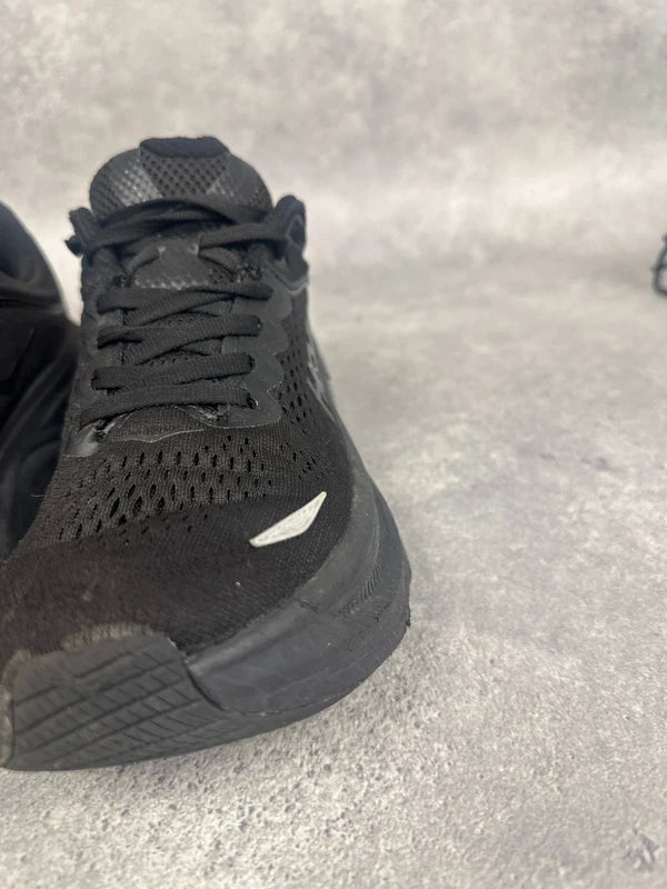 Hoka Bondi 9 Trainers Triple Black Womens UK6.5