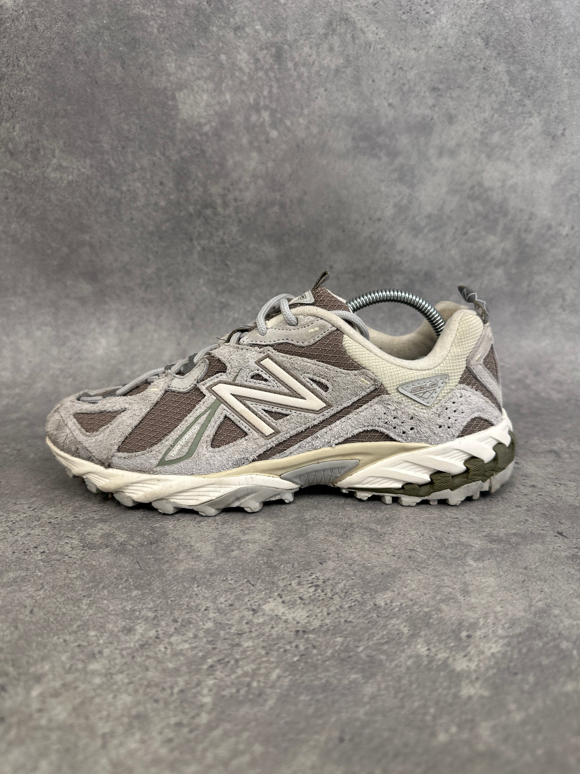New Balance 610v1 Trail Trainers UK 6.5 Beige