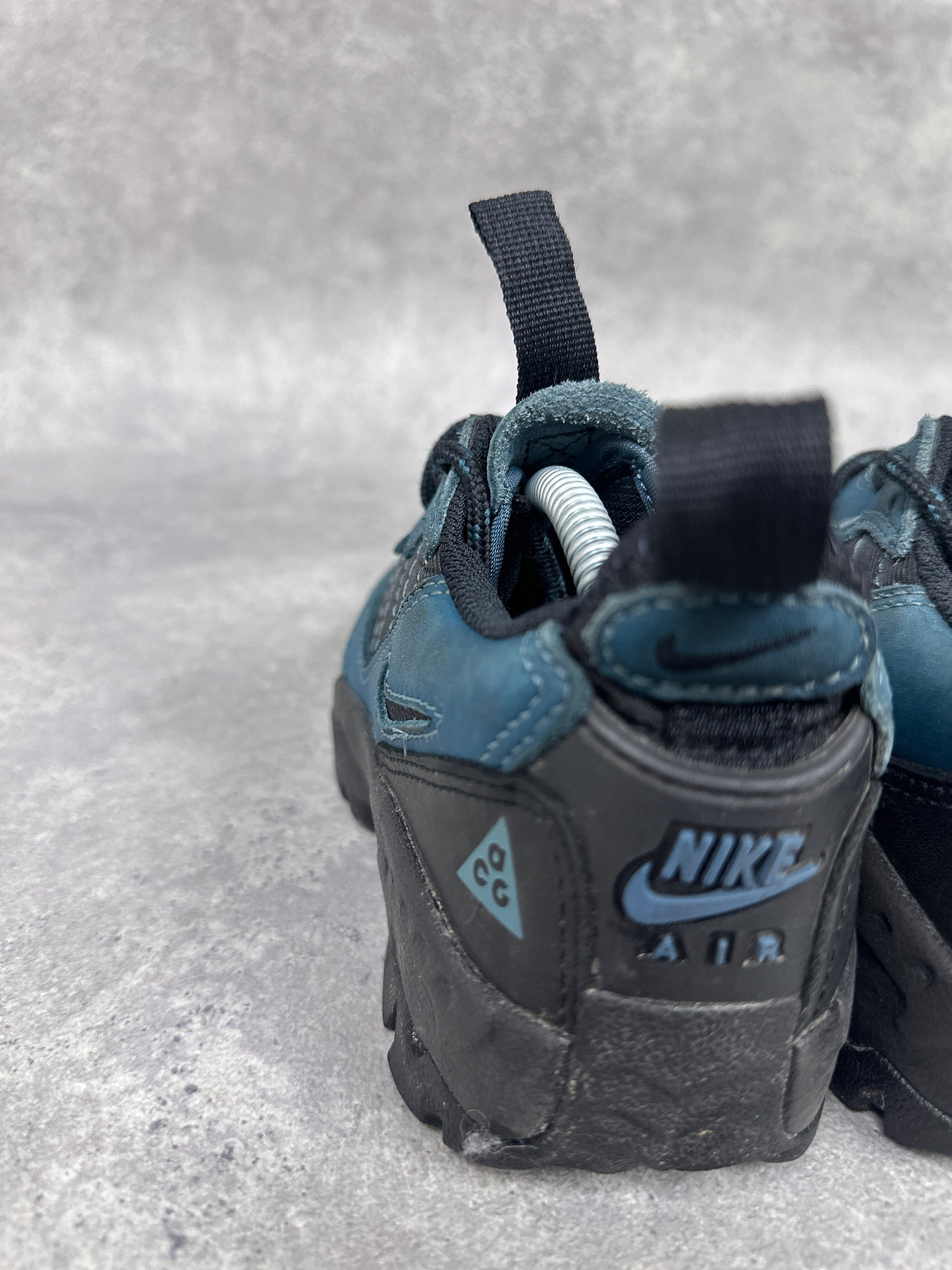 Nike ACG Air Mada Trainers Blue Womens UK3.5