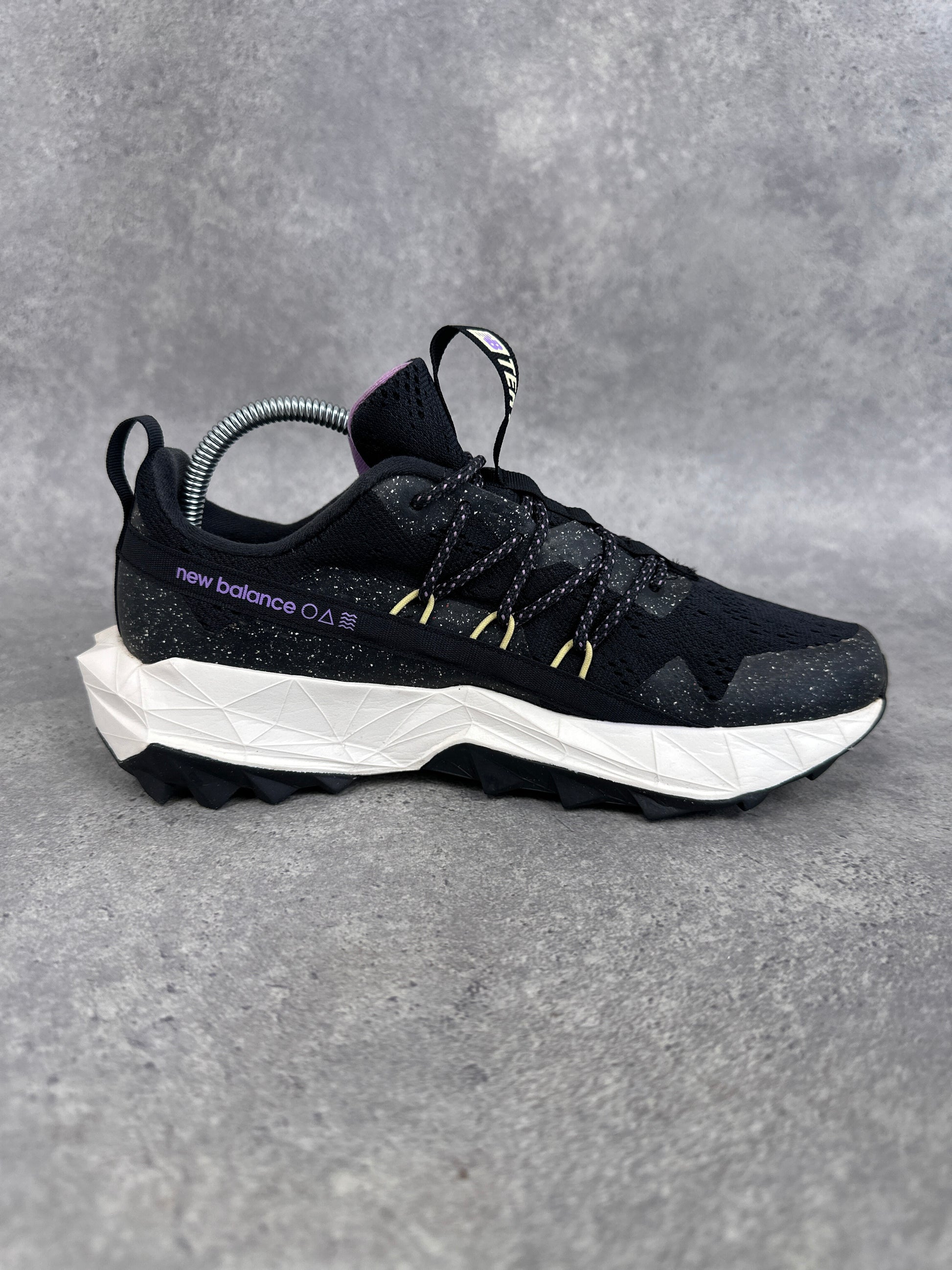 New Balance Fresh Foam X v3 Trail Shoes UK 5.5 Black