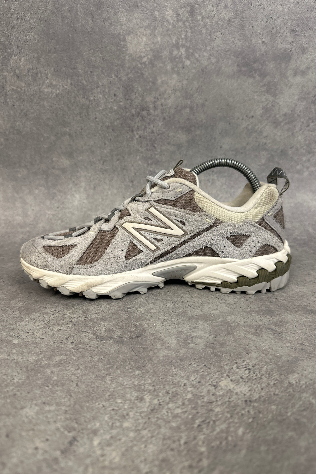 New Balance 610T Women’s Trail Running Shoes UK 6 Grey Beige