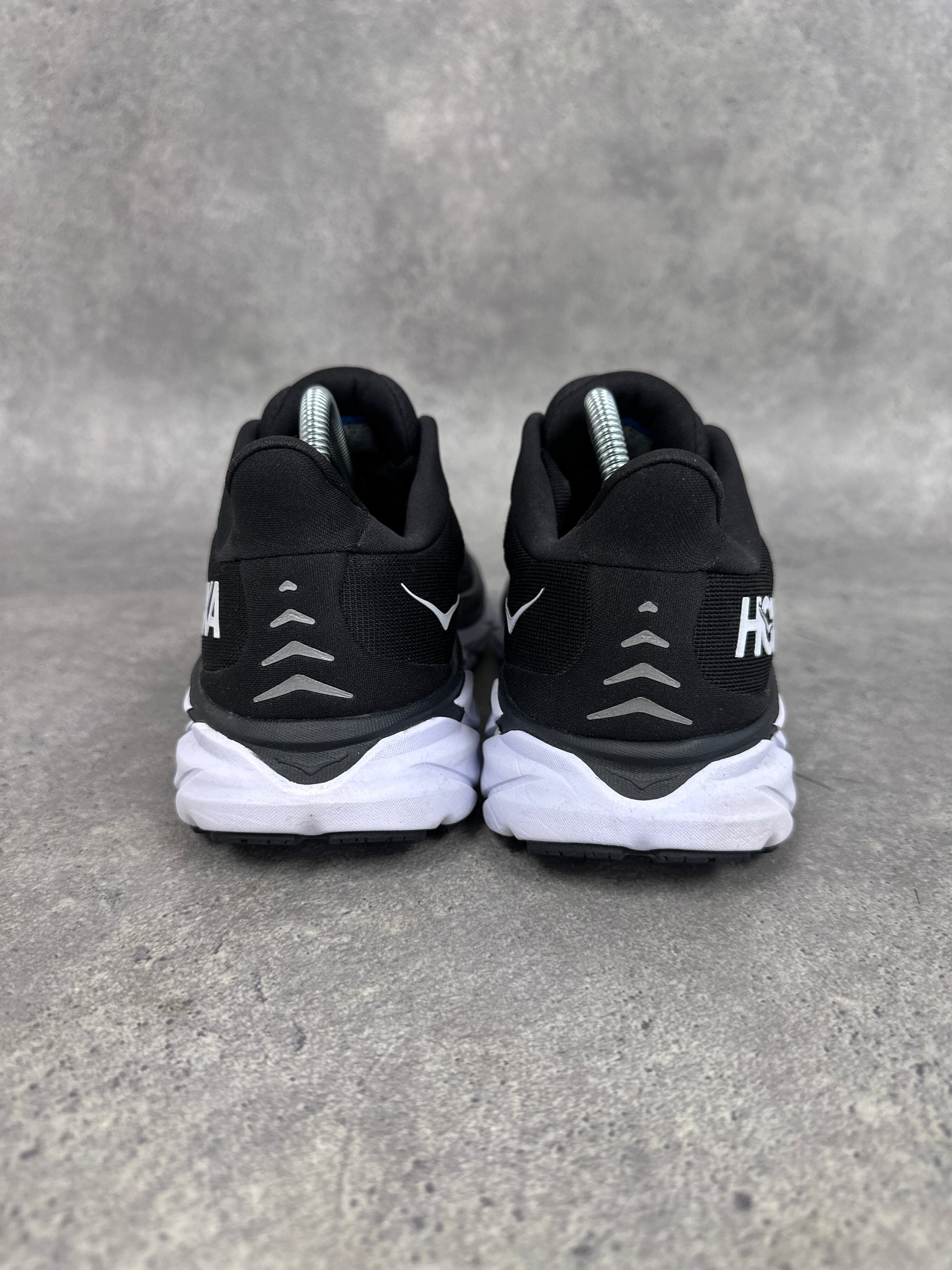 Hoka Clifton 8 Women’s Running Shoes UK 5 Triple Black