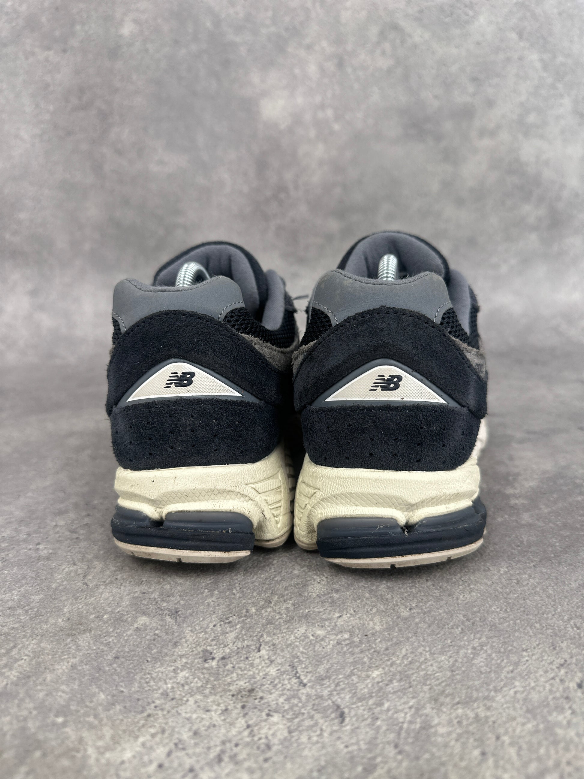 New Balance 2002R Women’s Trainers UK 5 Dark Navy