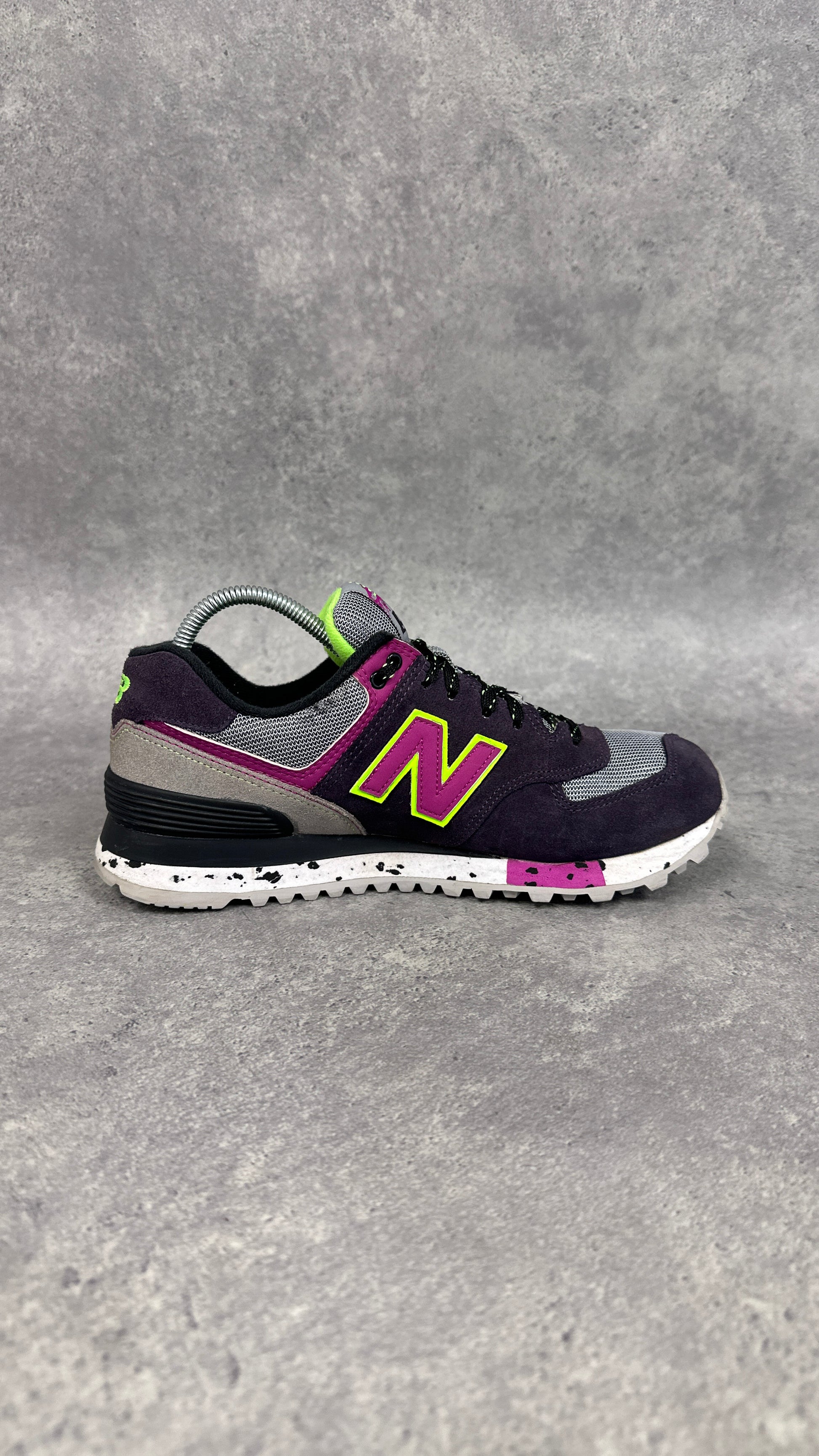 New Balance 574 Trainers Women’s UK 5.5 Purple
