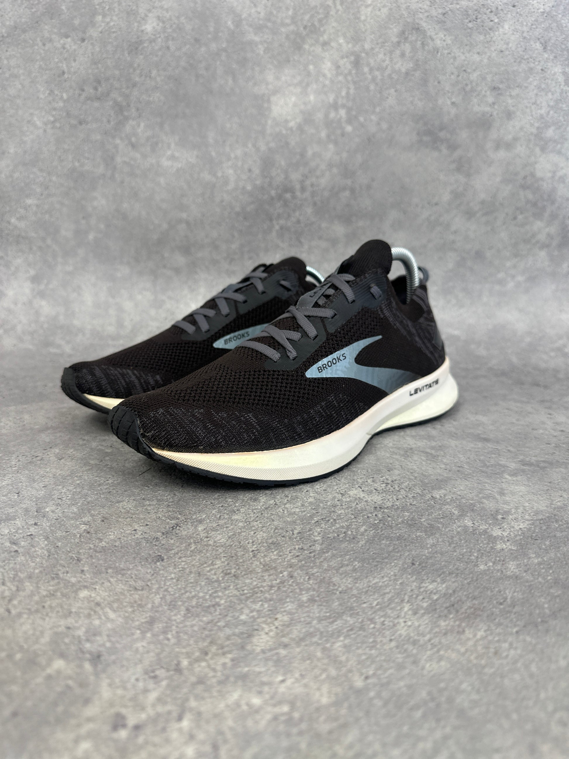 Brooks Levitate 4 Road Running Shoes UK 7.5 Black / Grey