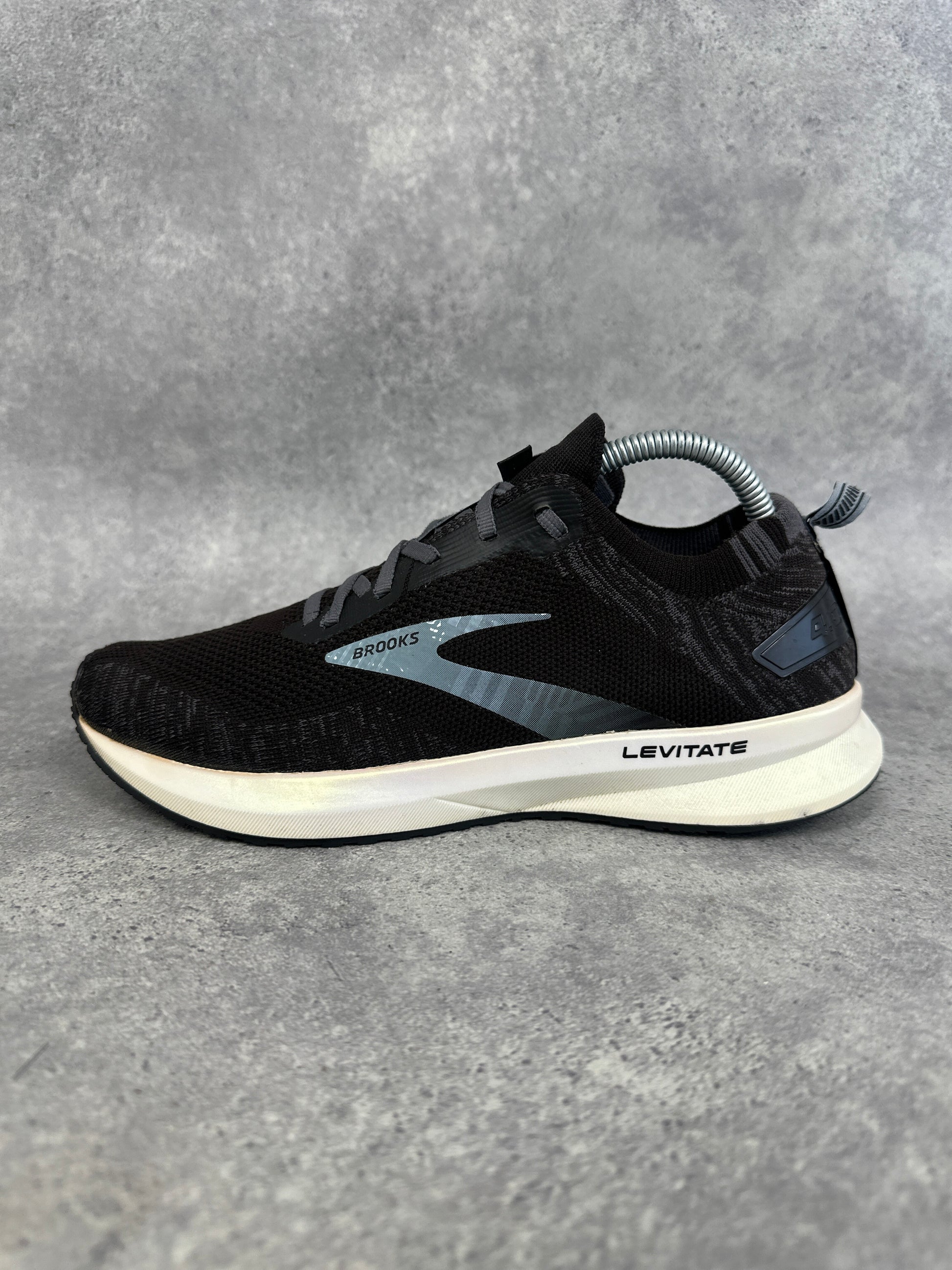 Brooks Levitate 4 Road Running Shoes UK 7.5 Black / Grey