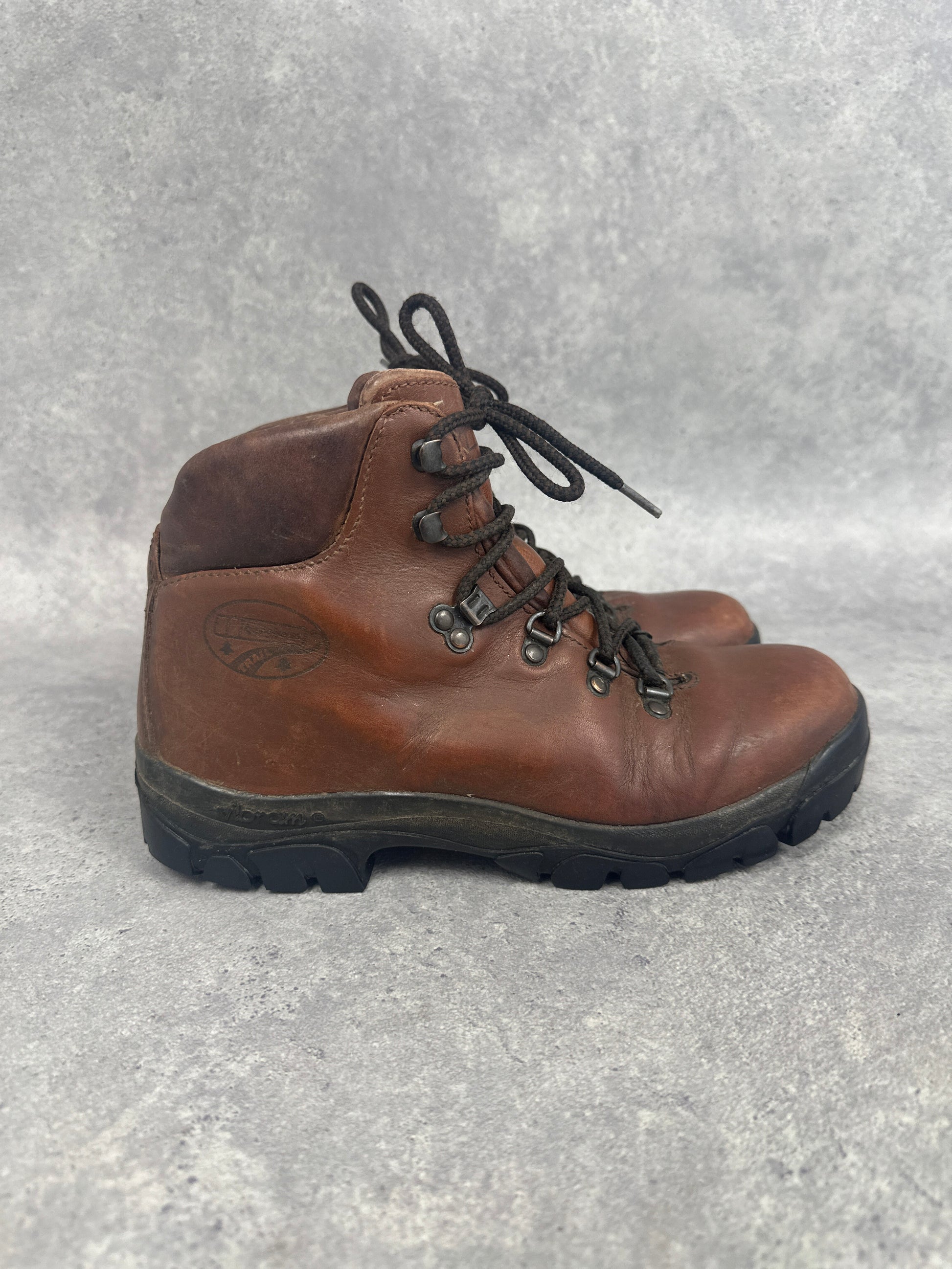 Berghaus Vintage Leather Hiking Boots UK 7 Brown Vibram Sole