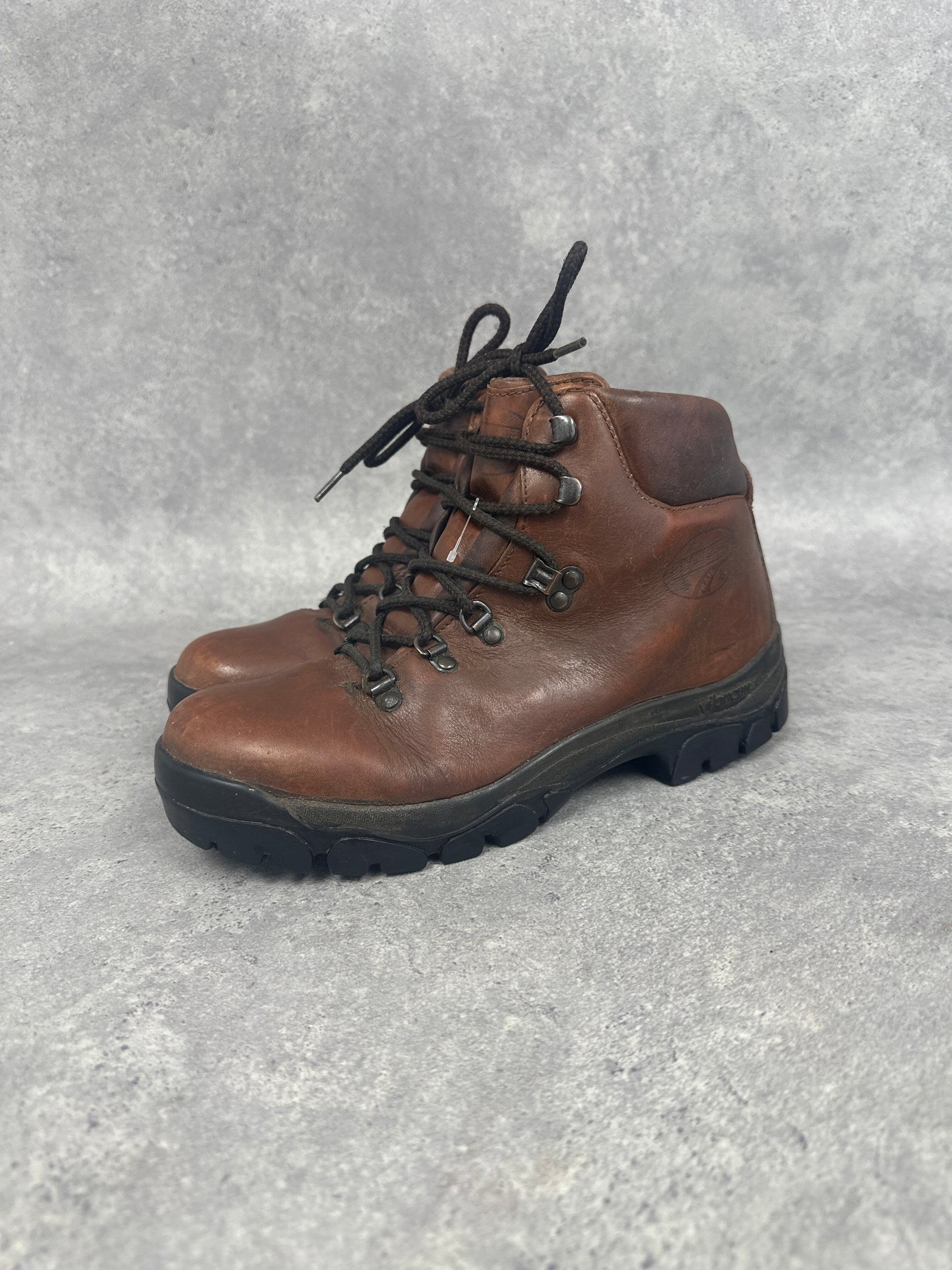 Berghaus Vintage Leather Hiking Boots UK 7 Brown Vibram Sole